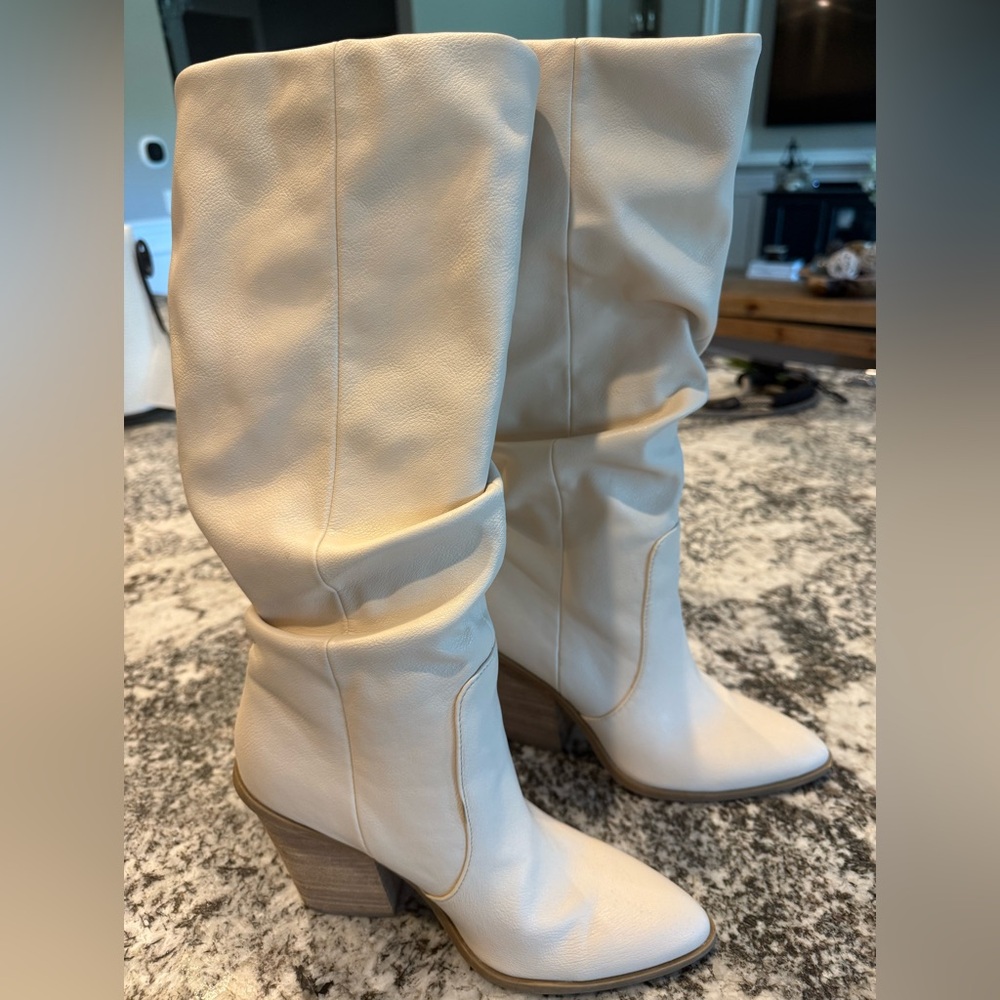 DV by Dolce Vita Cream Heeled Boots
